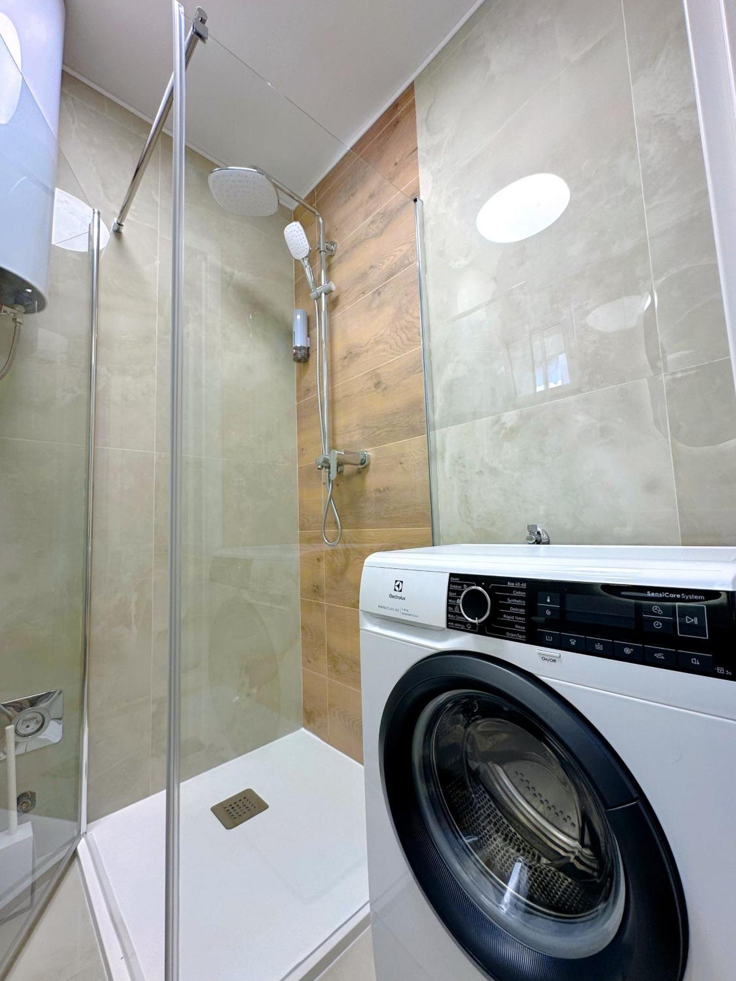 Luxury Apartment Ames リエカ エクステリア 写真